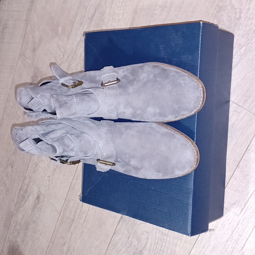 Cole Haan gray suede Jensynn booties size 7.5